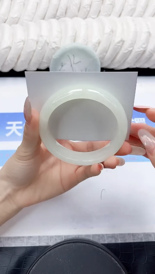 未镶嵌手镯和田玉154-58