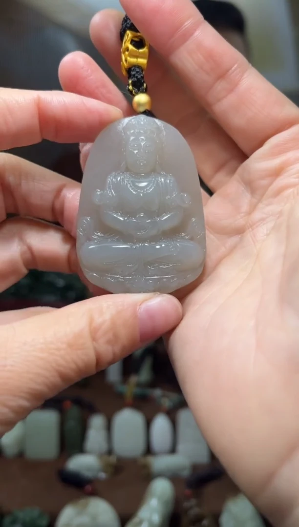 颈饰未镶嵌和田玉·