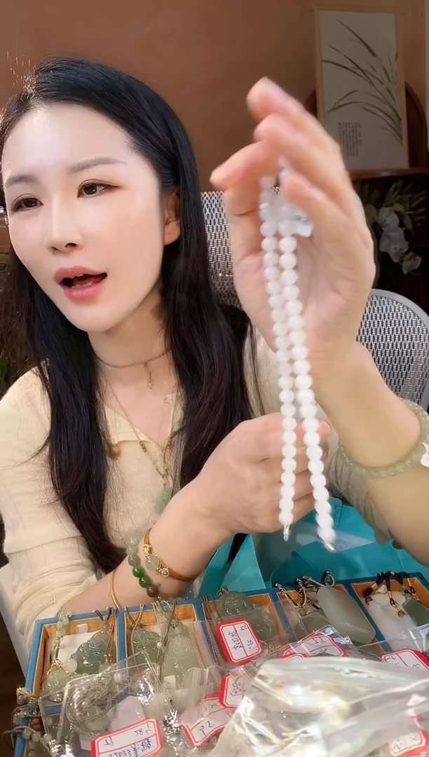 颈饰未镶嵌和田玉8MM白玉妈妈链