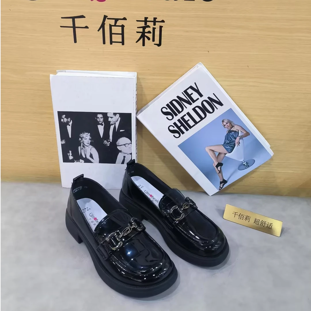 Qin&beale/千佰莉 平底舒适 软底软面 通勤 乐福鞋 1436