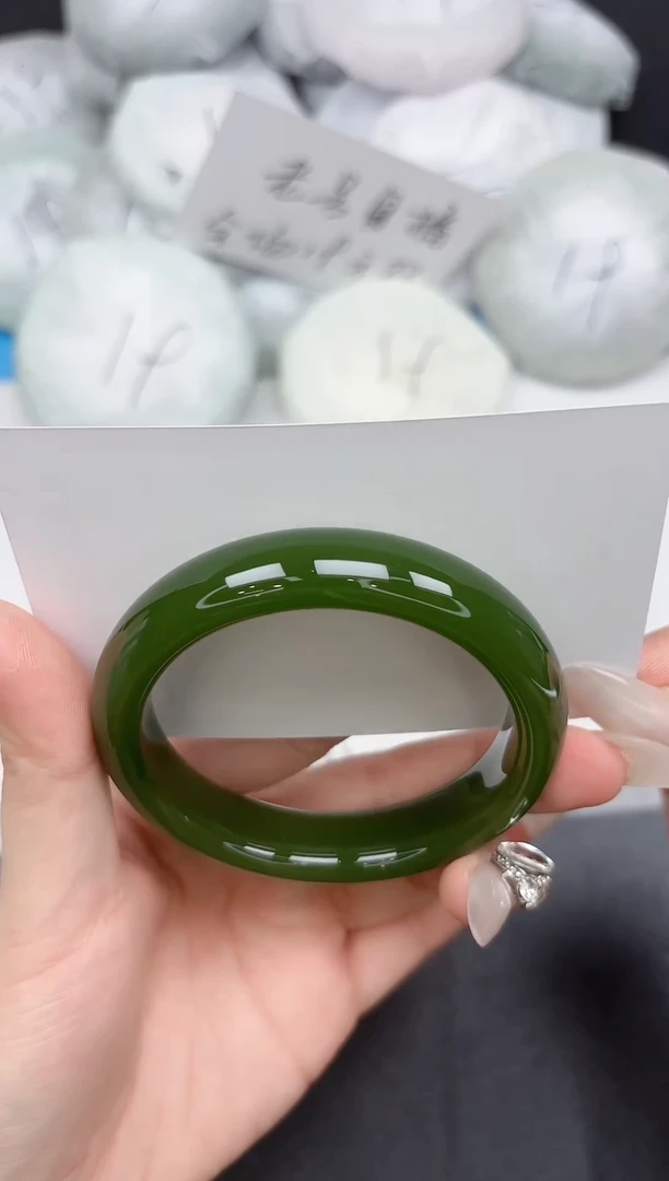 未镶嵌手镯石英质玉56-56-57