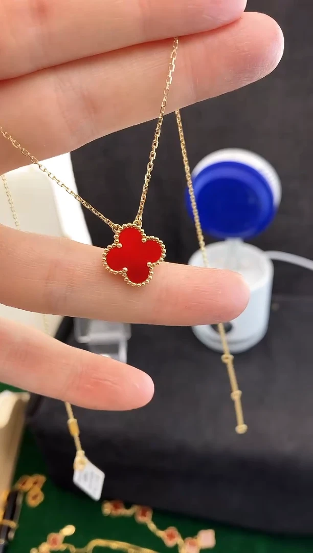 【闪购商品】玛瑙/玉髓项链18K金镶嵌.