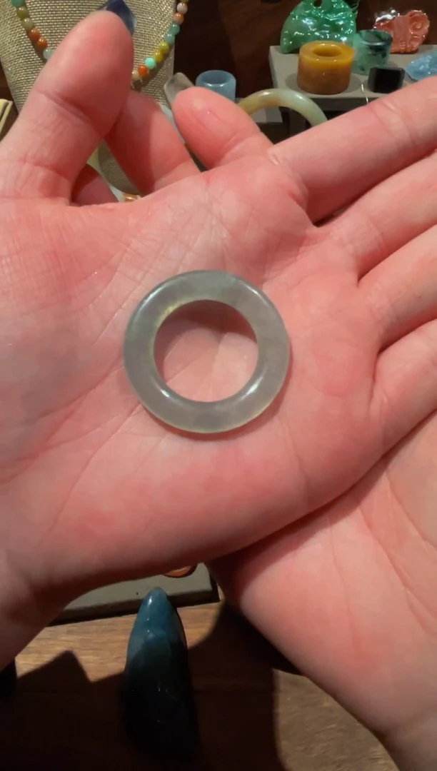 【闪购商品】翡翠颈饰未镶嵌翡翠高冰中圈