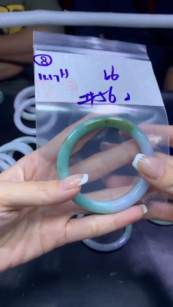 未镶嵌定制翡翠8手镯56纹+66元+拍一发一