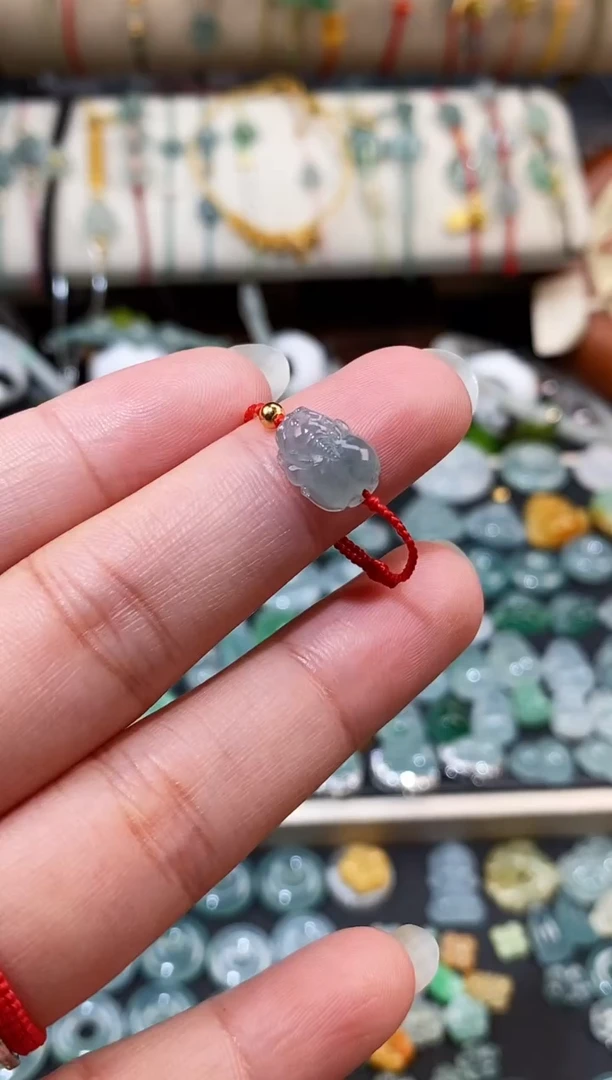 散珠翡翠貔貅戒指  圈口13-14