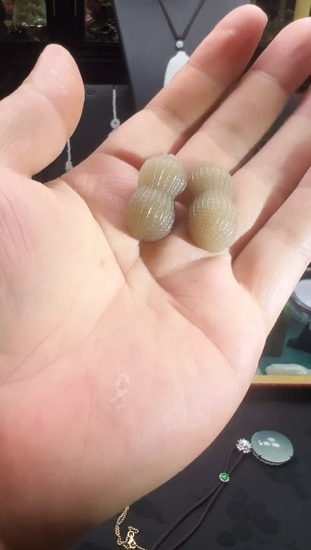 和田玉（糖玉）手镯未镶嵌11千玺专柜品质，捡漏批发价 孤品