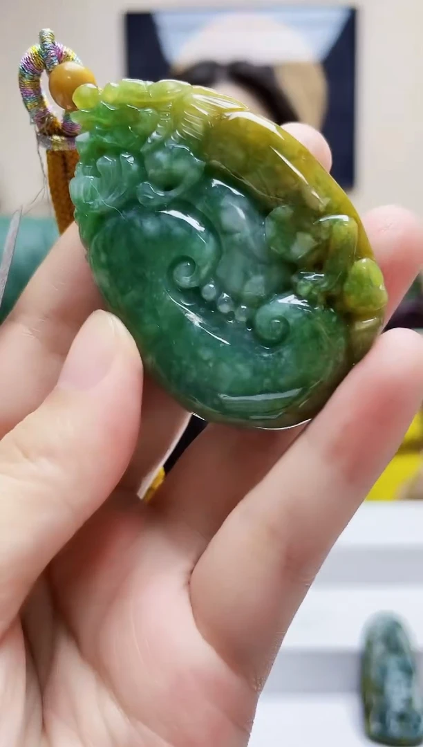 未镶嵌定制翡翠吊坠76