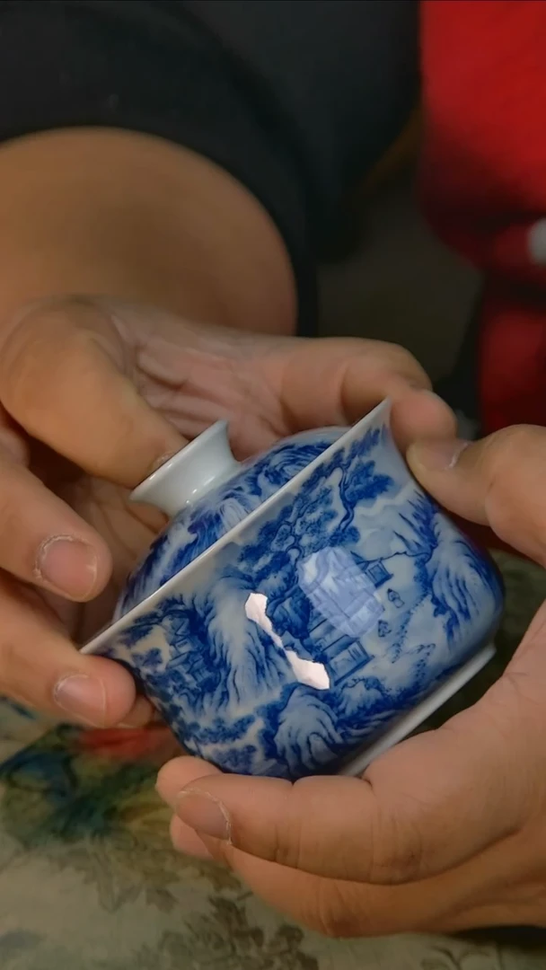 杯默****1手工手绘杯杯很美丽