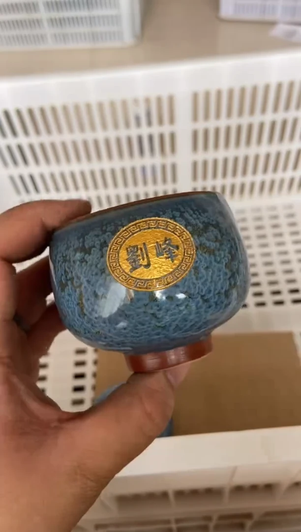 无运费险有瑕疵的摄影的产品有使用过的痕迹有点脏介意勿拍