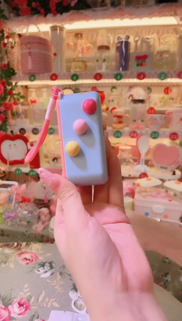 摆件开播福利数量不多，快抢！牙线收纳盒