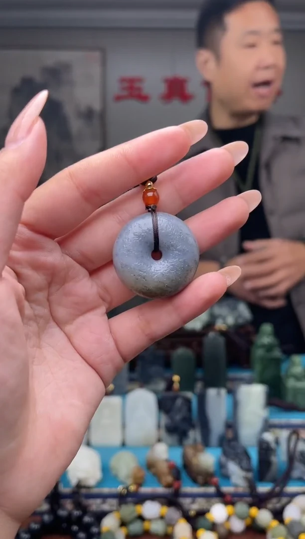 未镶嵌和田玉挂件1