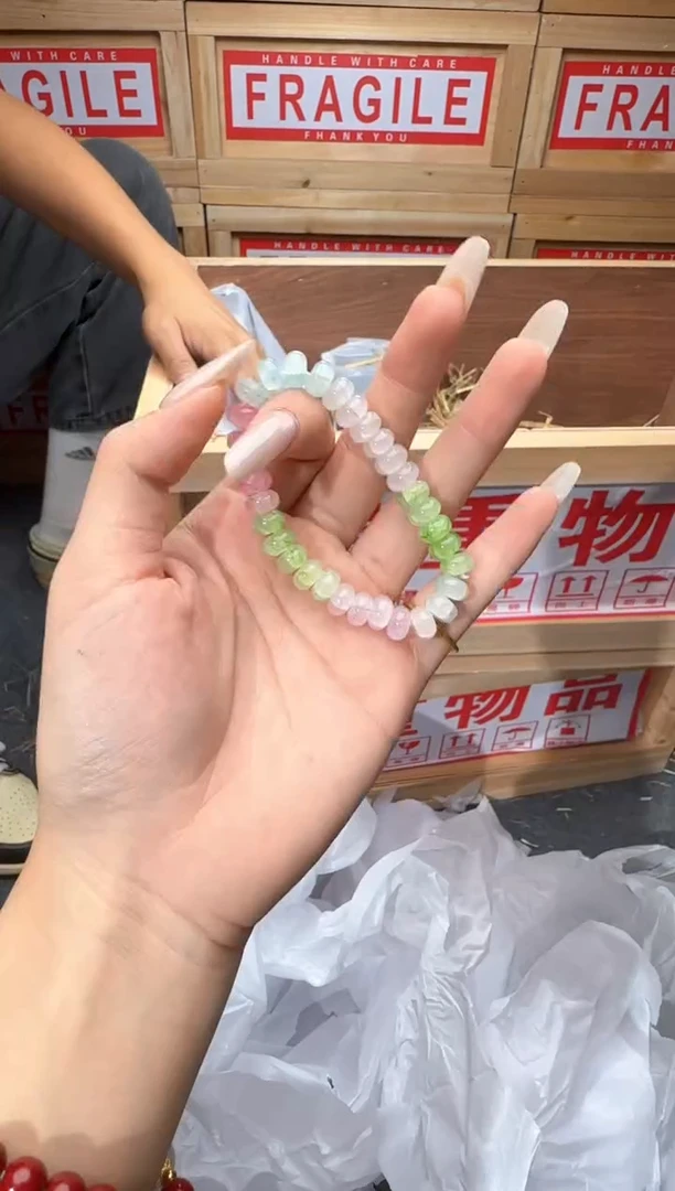 精美手串（无礼盒）