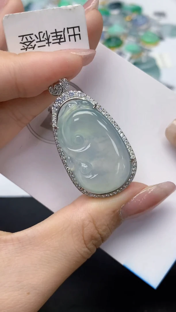 颈饰未镶嵌翡翠天然缅甸a货翡翠百元以上9元证书费自理