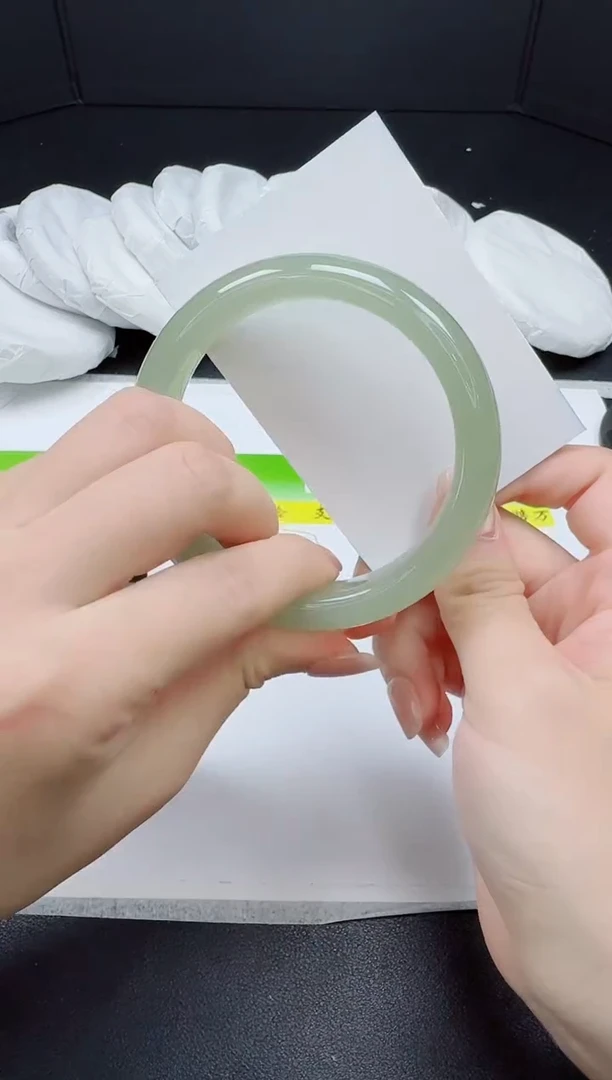 石英质玉手镯未镶嵌026-6061