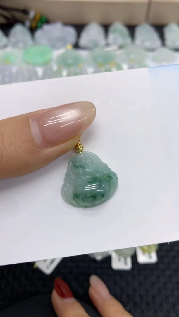 【闪购商品】翡翠颈饰未镶嵌11111111111