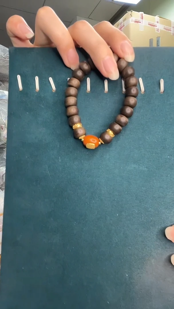 未镶嵌琥珀裸石H1657天然蜜蜡