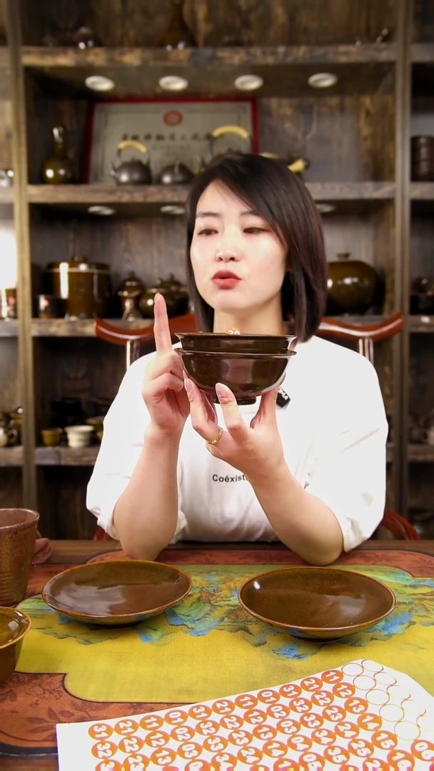 鳝鱼黄色的碗拍一发二