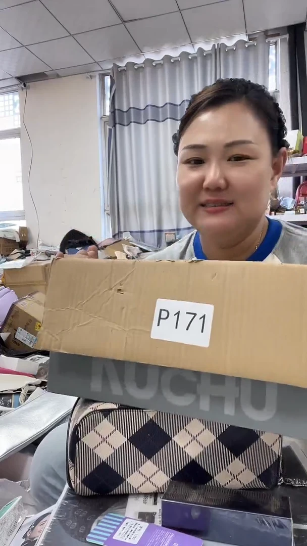 牦牛剖层皮革琪老板女包1号店超好看发图片款