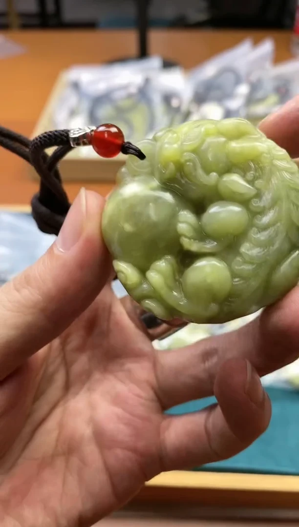 【闪购商品】蛇纹石玉其它未镶嵌多样性发货一个