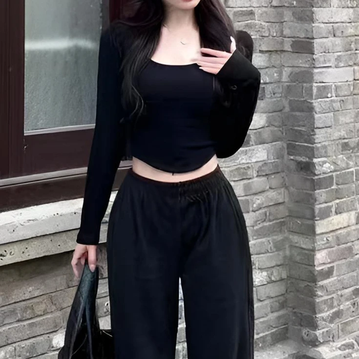 辣妹纯欲U领长袖T恤女春秋季修身短款内搭设计感打底衫正肩上衣