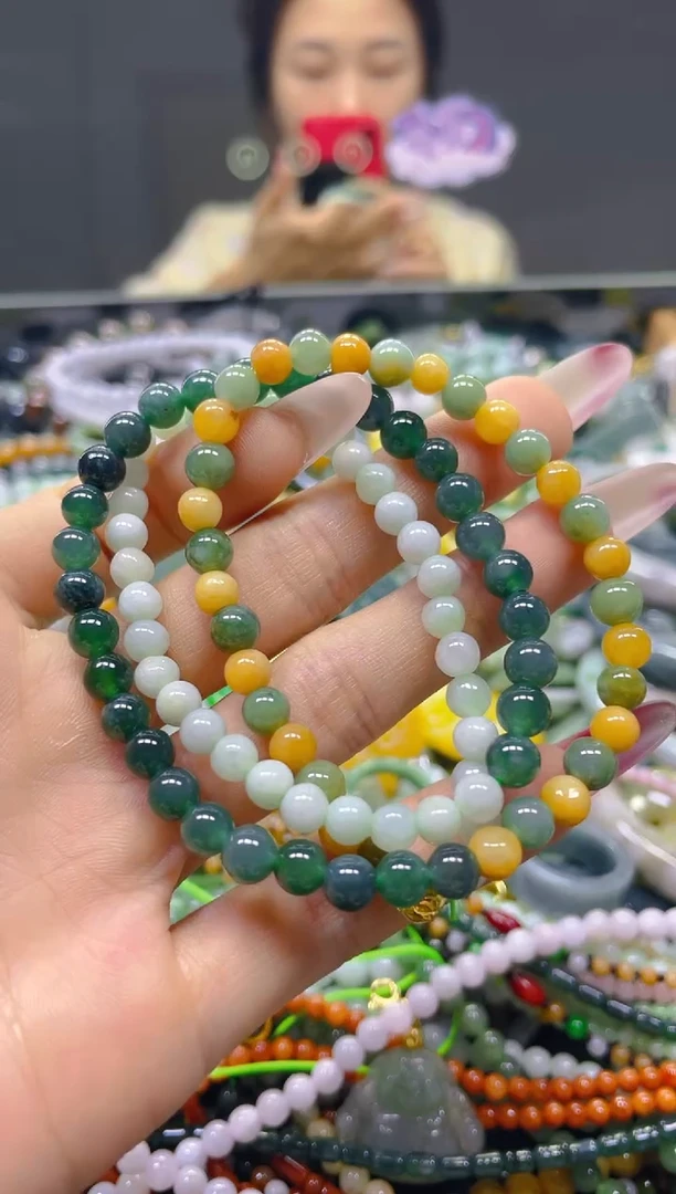颈饰未镶嵌翡翠5MM/R/翡翠A货，一件也是批发价