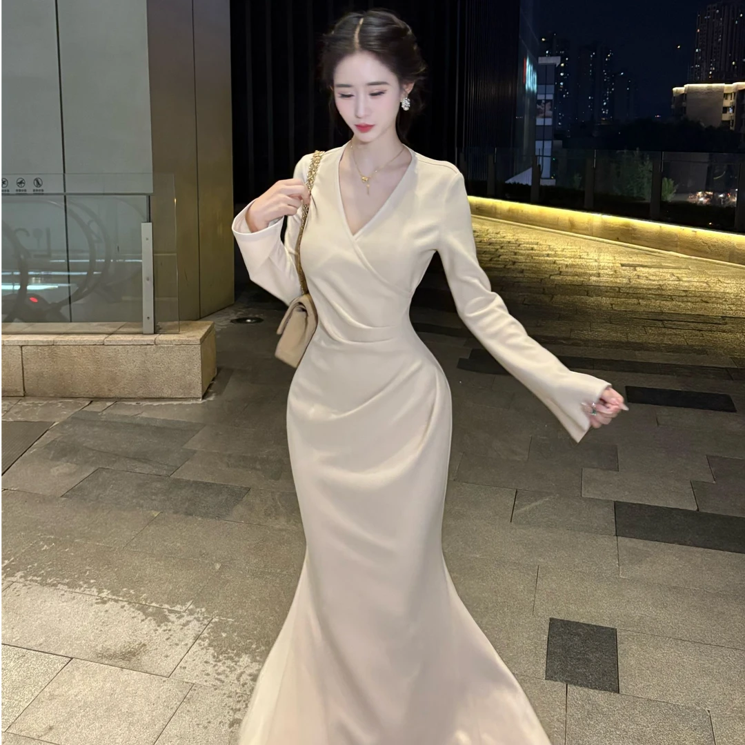 LHMknk1画报夫人原创自制秋冬重工弹力西装鱼尾裙 杏白西装鱼尾裙