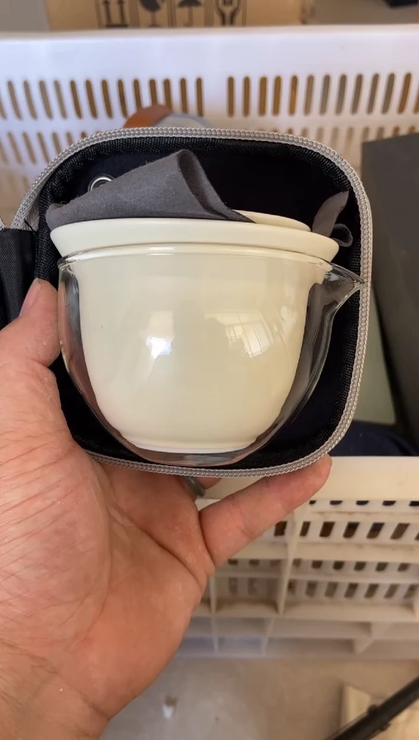 无运费险有瑕疵的摄影的产品有使用过的痕迹有点脏介意勿拍