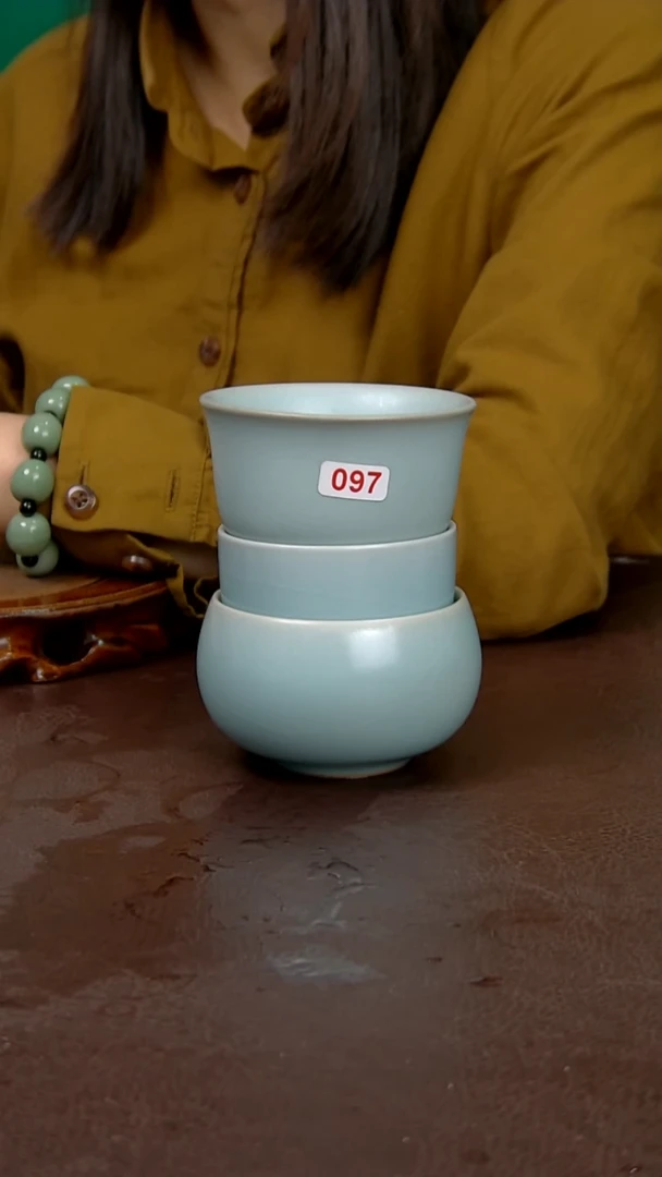 陈***n二级仿古杯 三只 简装