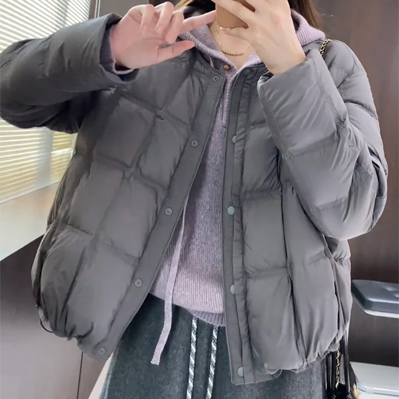 秋冬新款泡芙白鸭绒羽绒服女短款2025云朵方格轻薄圆领保暖厚外套