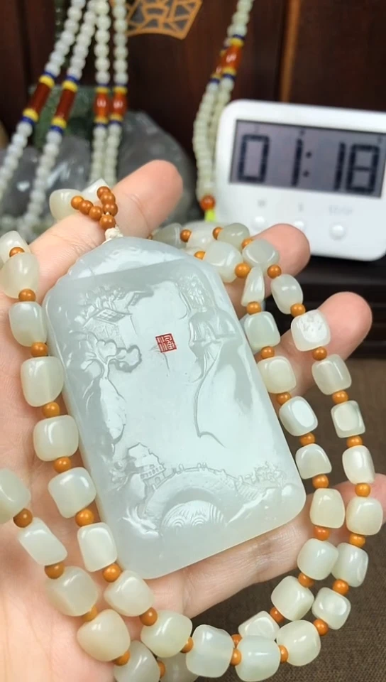 颈饰未镶嵌和田玉兔*兔哥