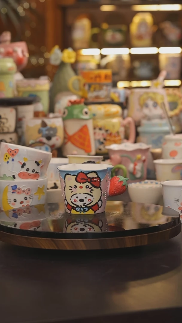 景德镇釉下彩绘设计师款式陶瓷