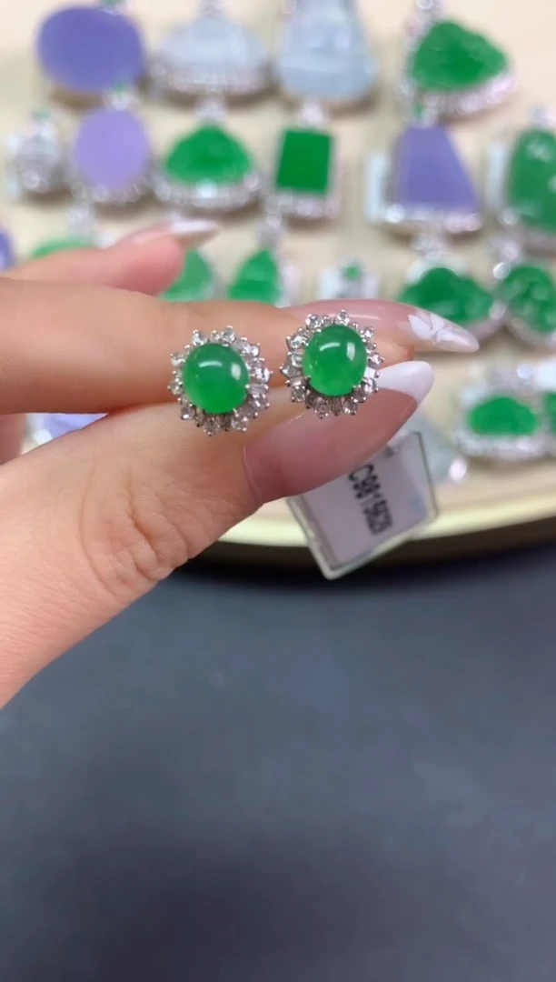 18K金镶嵌翡翠耳饰耳饰|8800