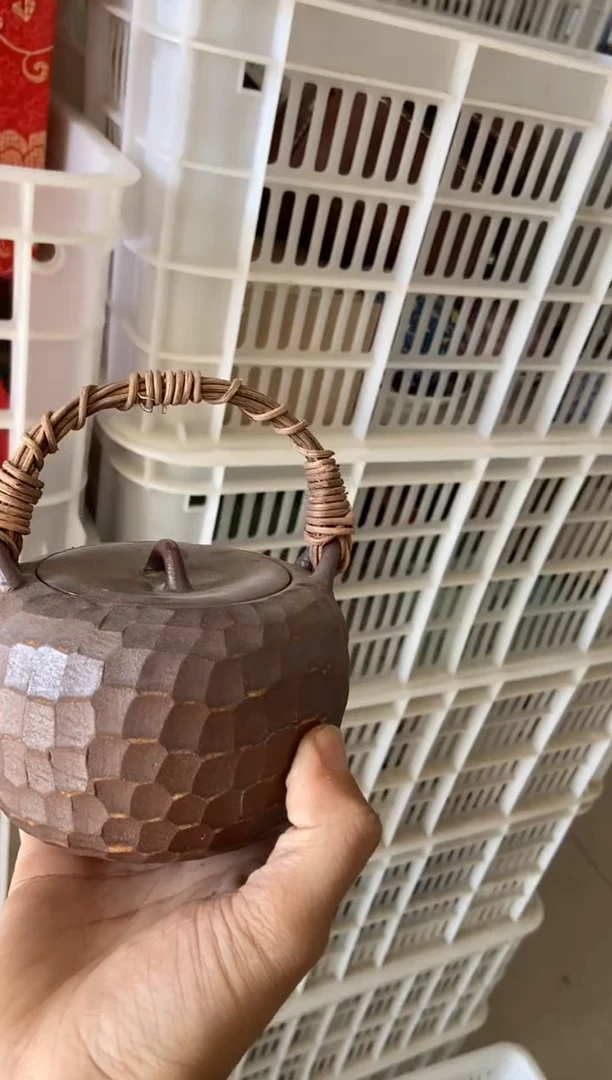 无运费险有瑕疵的摄影的产品有使用过的痕迹有点脏介意勿拍