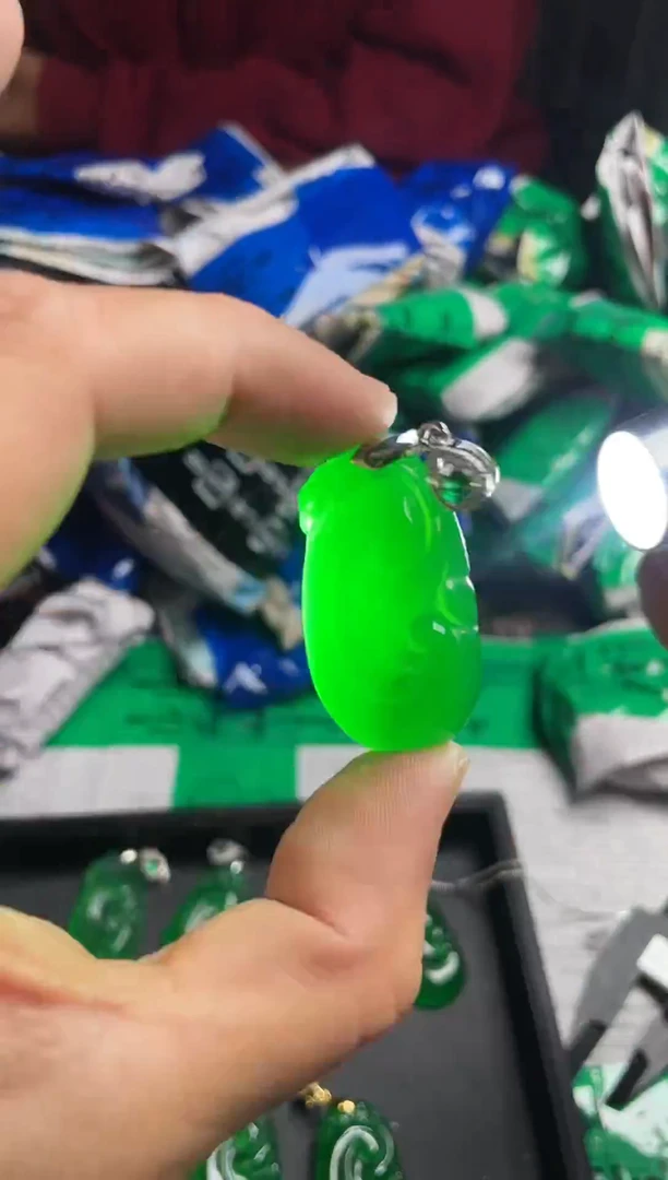 强子收货--所见即所得--多样性发货--HFH2431 绿色如意