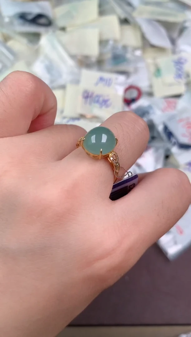 翡翠挂件18K金镶嵌一14圈