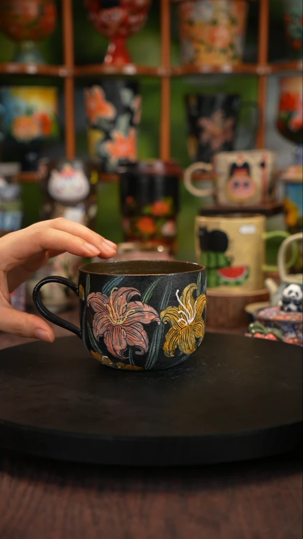 釉下手绘陶瓷紫砂杯702