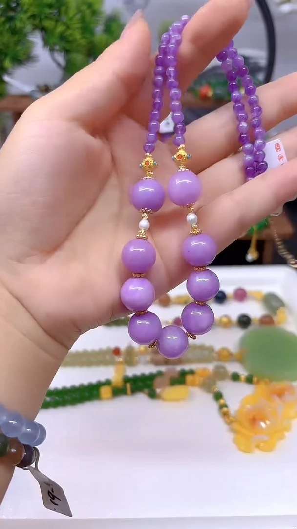 翡翠未镶嵌颈饰X709