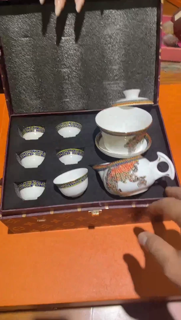 杯鸿辉家品牌瓷器，京东包邮！