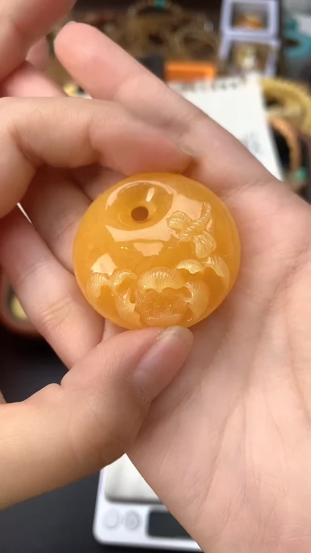 【闪购商品】琥珀珠宝奇石未镶嵌071琥珀蜜蜡 花粉  有坑