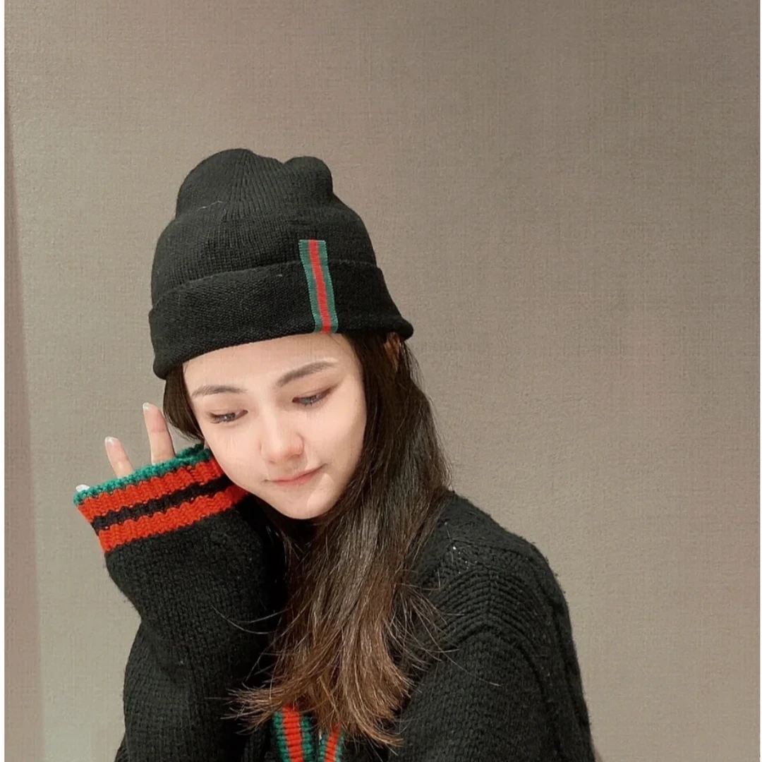 未使用 WE11 DONE  gucci  红绿标针织冷帽
