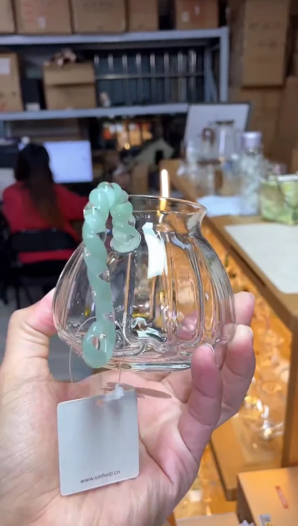 莲意浅玉公道杯