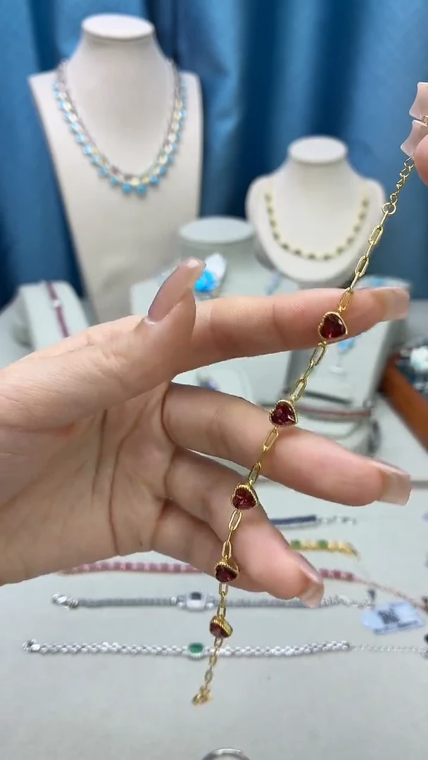 银S925镶嵌手链石榴石423JH0101产品一个（多样性）