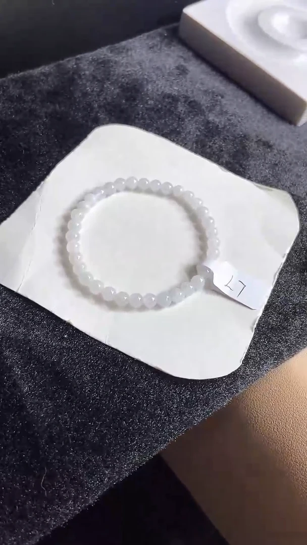 【闪购商品】翡翠手串未镶嵌翡翠手串L7