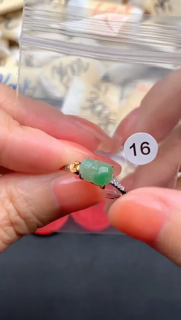 银S925镶嵌挂件翡翠1