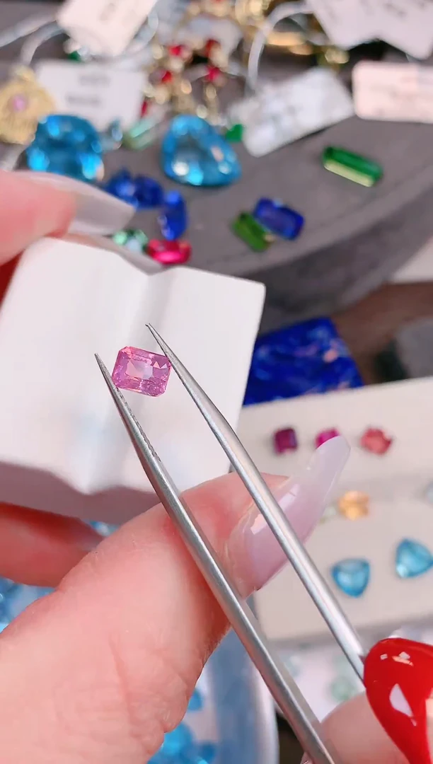 未镶嵌尖晶石珠宝半成品1.07ct