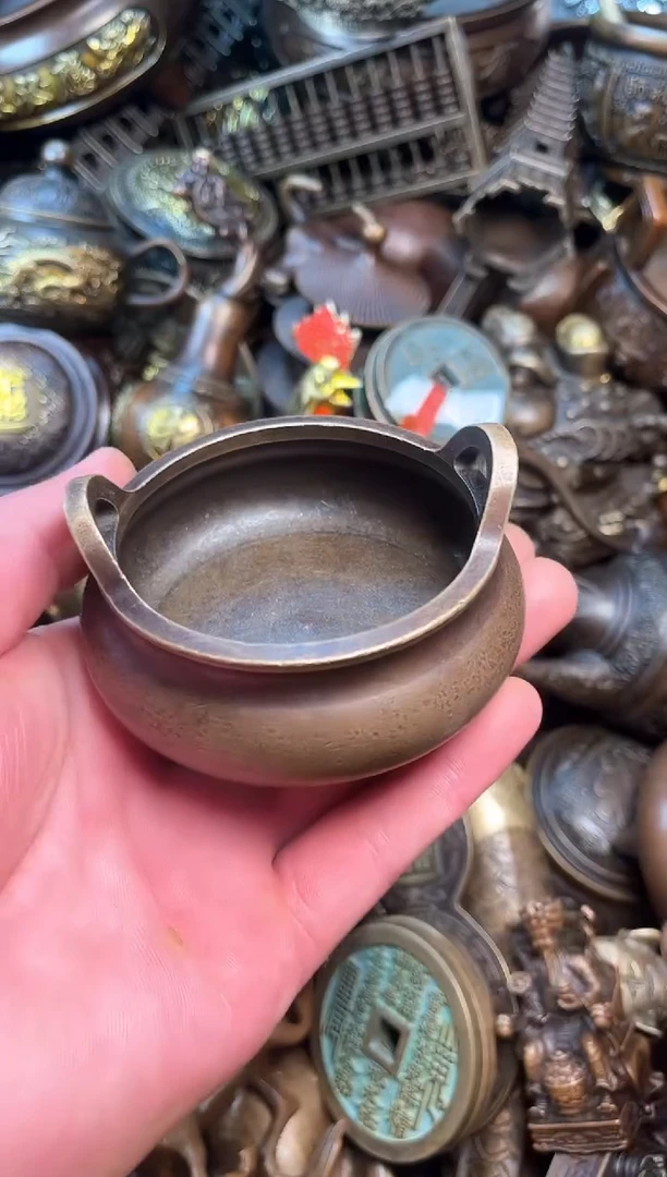 精美铜器点击下单