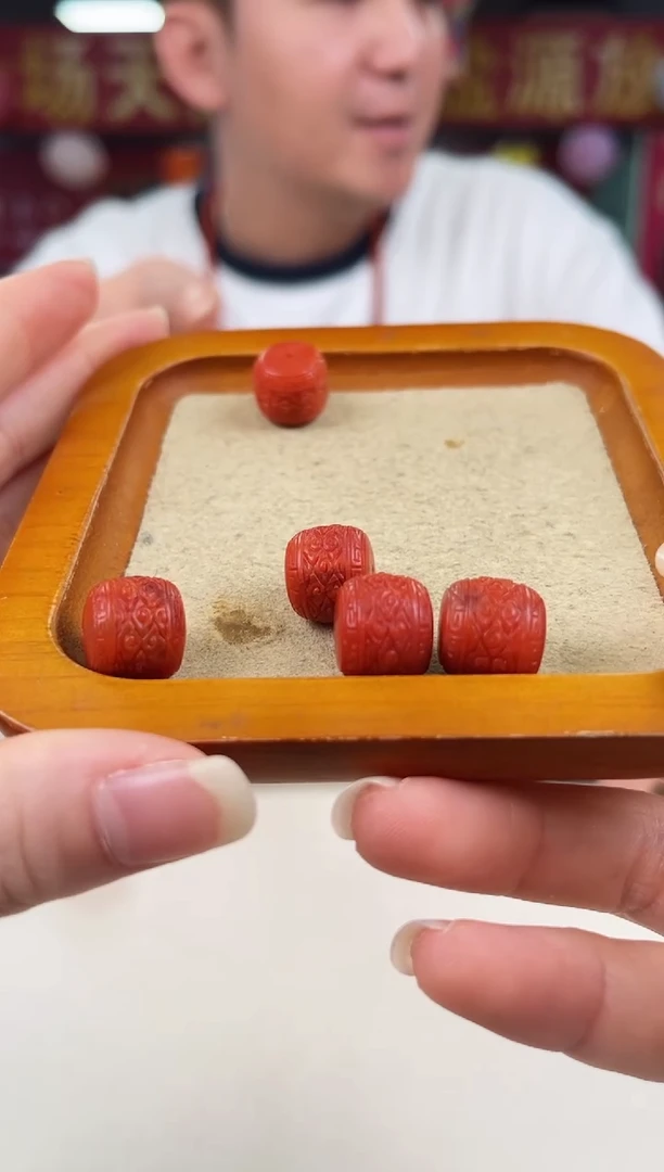 未镶嵌回纹单珠南红玛瑙（多样式发其一）