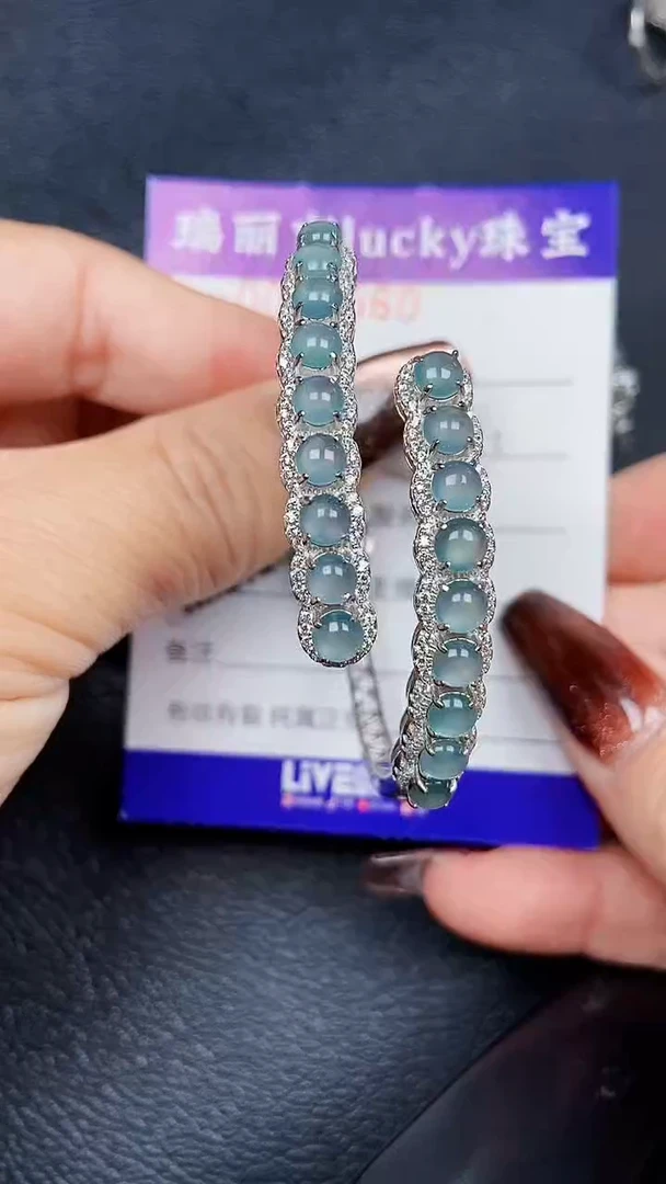 颈饰银S925镶嵌翡翠8560