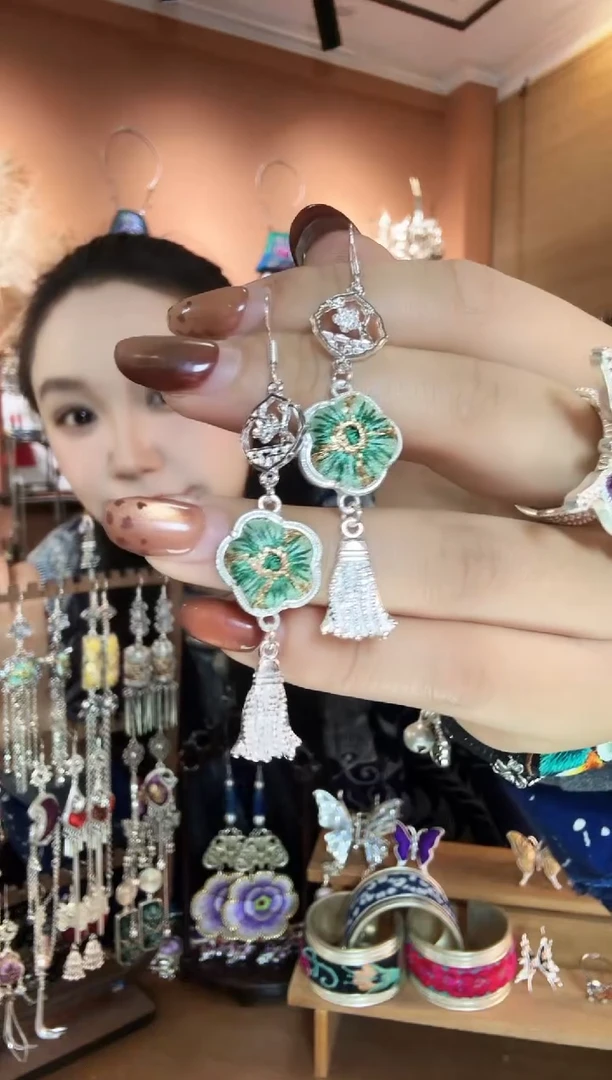 刺绣纯手工民族风耳环