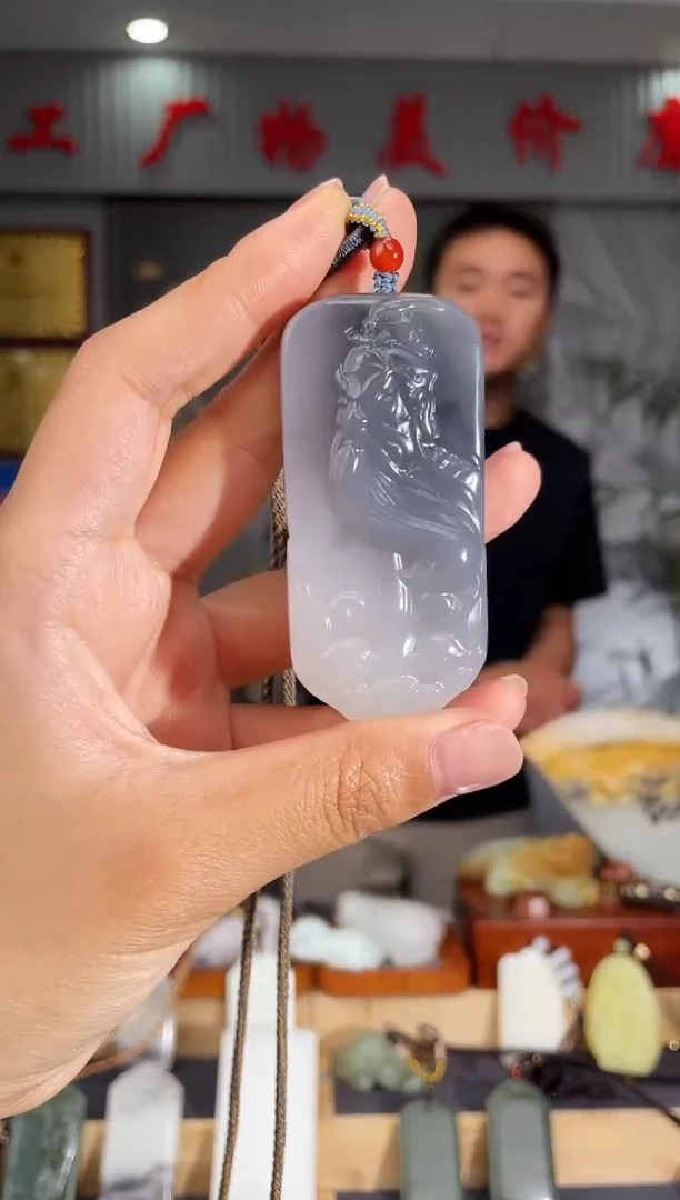 和田玉未镶嵌颈饰1